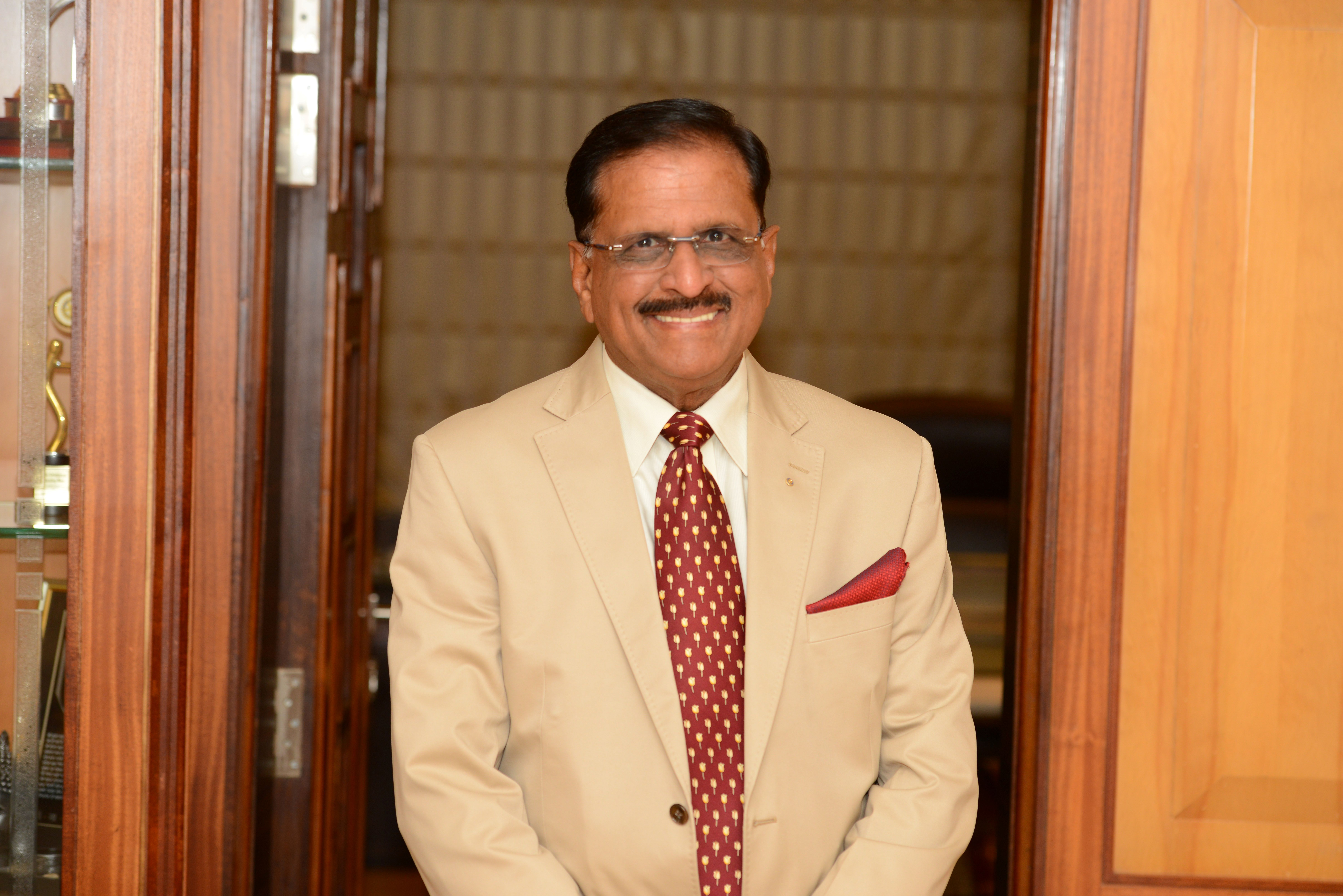 slider image 1